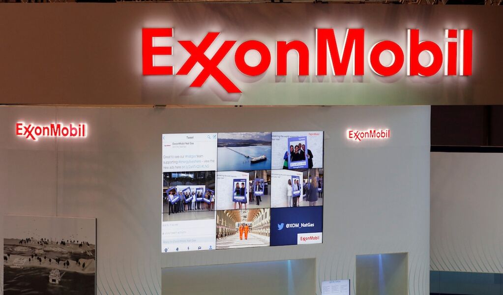 ExxonMobil enfrenta un juicio acusada de fraude