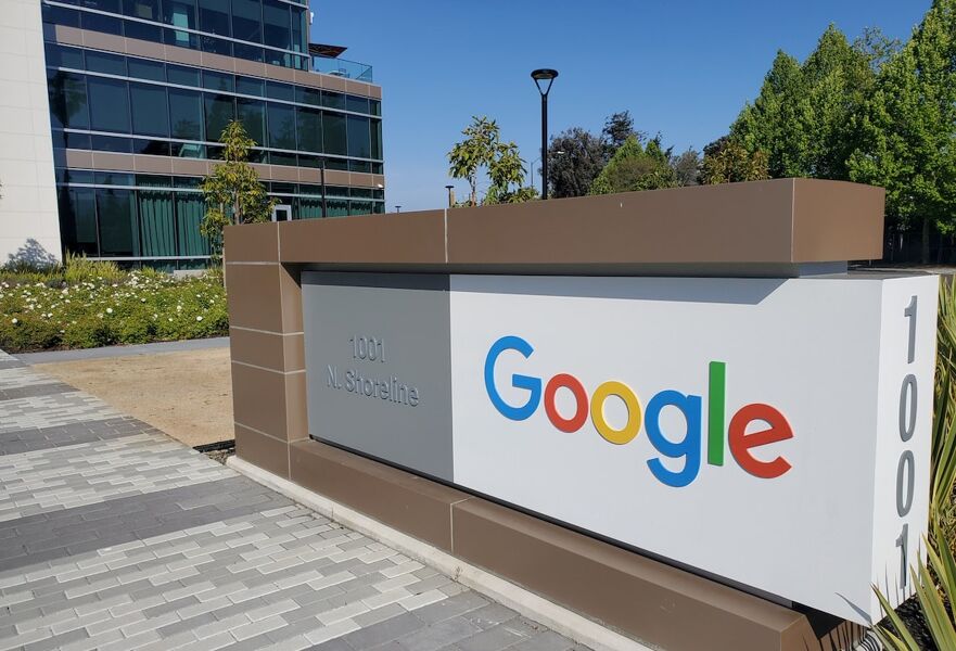 Google financió a grupos negacionistas climáticos