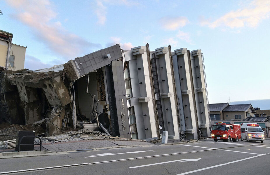 Japón descarta daños en sus plantas nucleares tras el terremoto de 7,6 grados