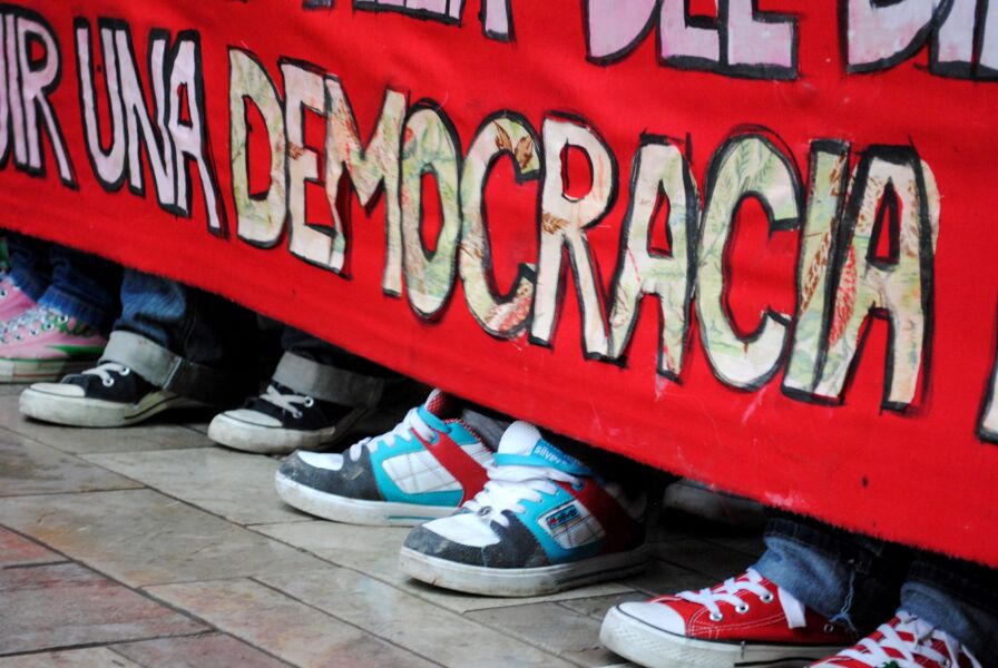 Por qué la democracia directa es la clave para evitar nuestra extinción
