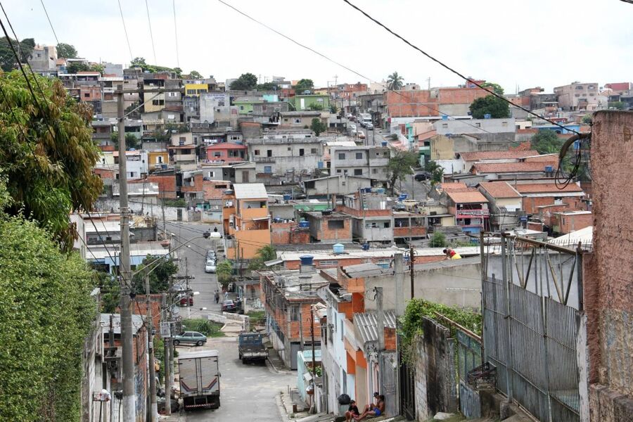 Los fondos de recuperación deberían ir a donde más falta hacen: los barrios vulnerables