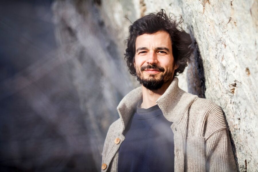Pablo Servigne: «Nuestra civilización es un coche sin frenos y con el volante bloqueado»