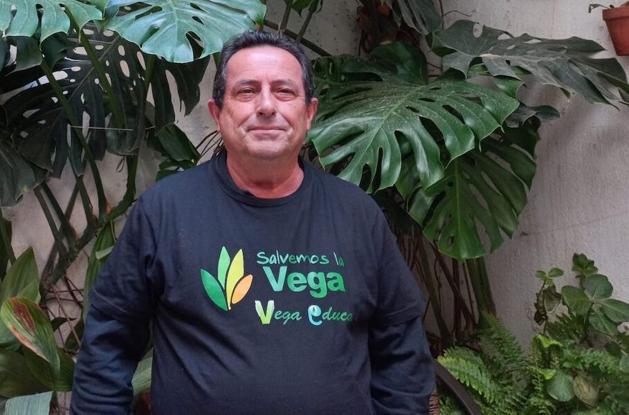 Manolo Montoya, Salvemos la Vega de Granada: «Necesitamos más transporte público, no más autovías»