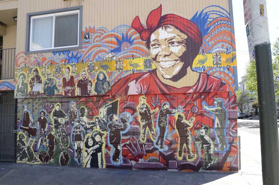 Feminismo en tiempos de emergencia climática: ¿todas deberíamos ser ecofeministas?