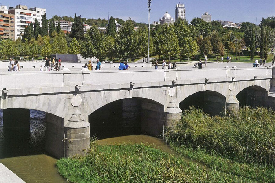 Habrá mascletá en Madrid Río: la jueza da vía libre para el espectáculo de 300 kilos de pólvora 