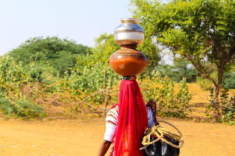 La falta de agua aviva conflictos entre territorios y la desigualdad de género