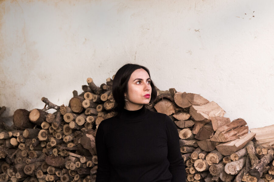 María Sánchez: «La poesía puede ser buena herramienta para romper todo lo establecido y volver a empezar»