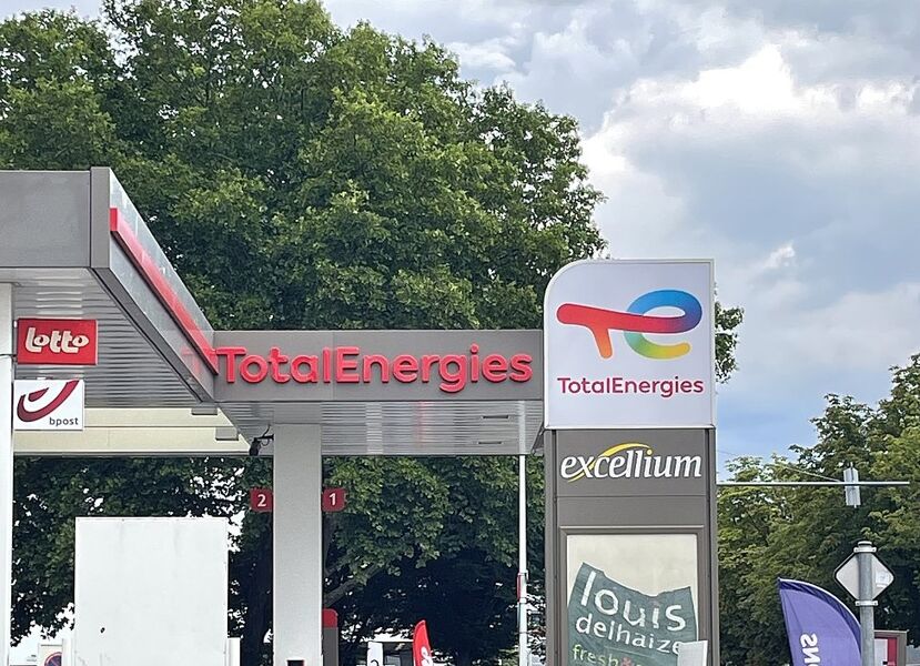 La petrolera francesa TotalEnergies se enfrenta a una querella criminal por su contribución al calentamiento global