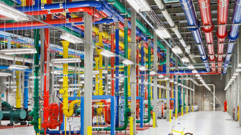 Las emisiones de Google aumentan casi un 50% en cinco años por el uso de la inteligencia artificial