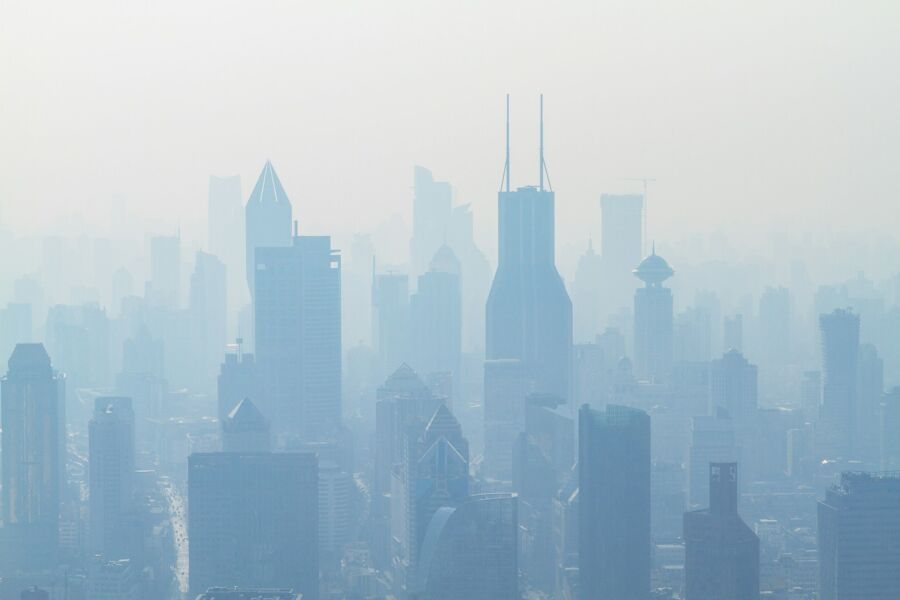 Ya no es (solo) el tabaco: los casos de cáncer de pulmón asociados a la contaminación no dejan de crecer