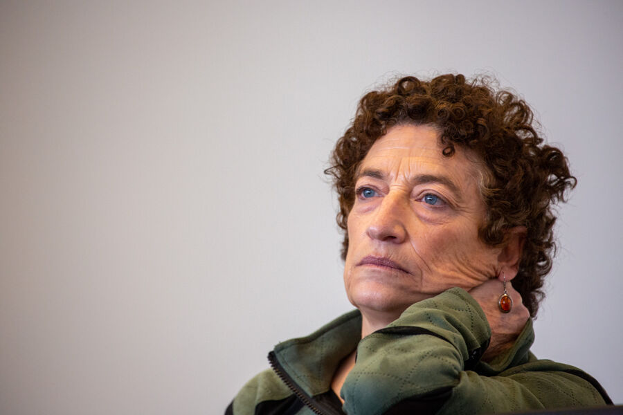 Naomi Oreskes: “El negacionismo climático no es ignorancia, es negocio”